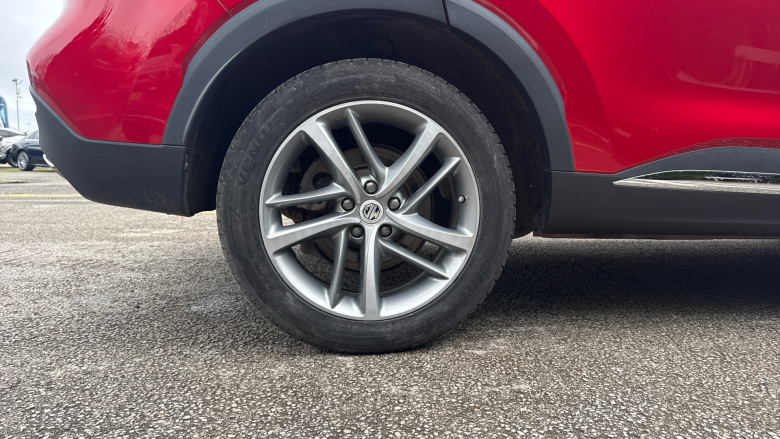 MG Hs 1.5 T-GDI Exclusive 5dr DCT Petrol Hatchback